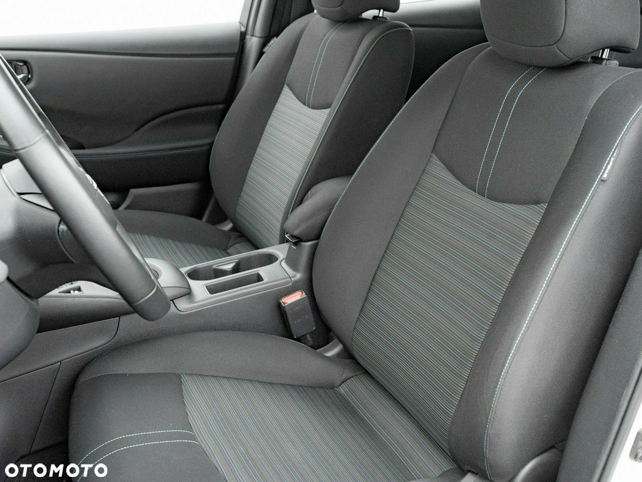 Nissan Leaf - 15