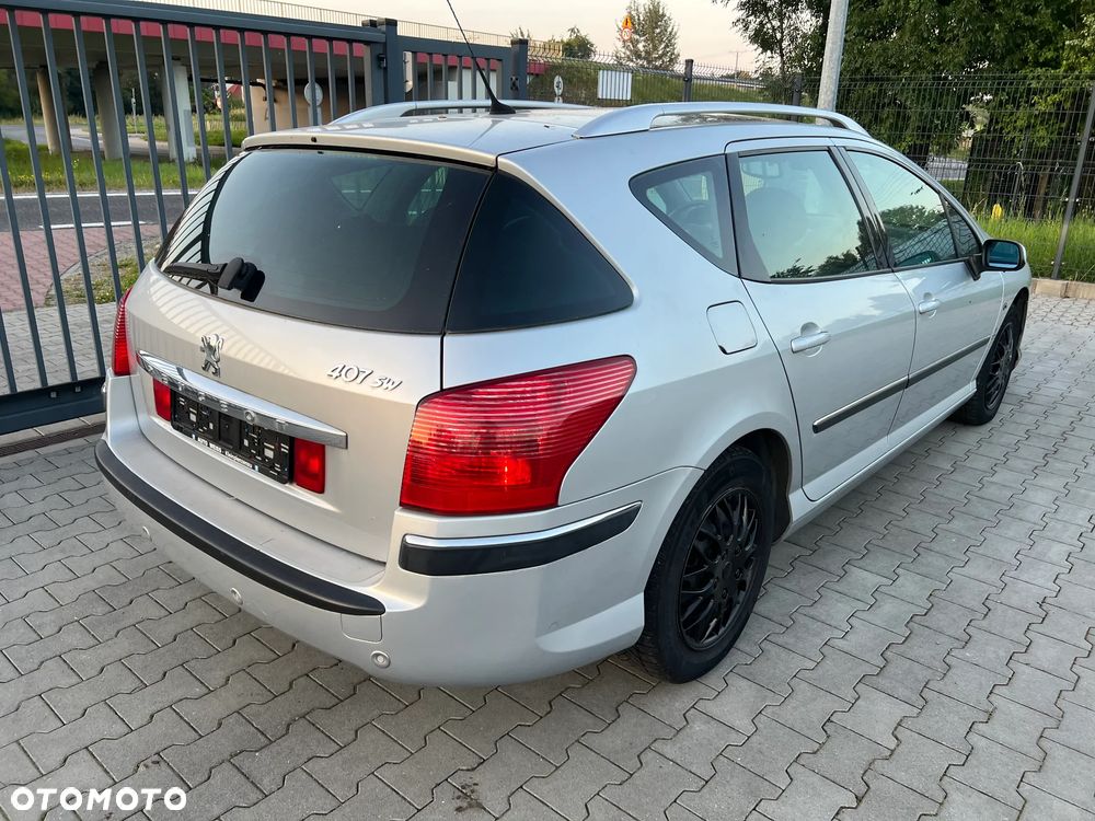 Peugeot 407 - 4