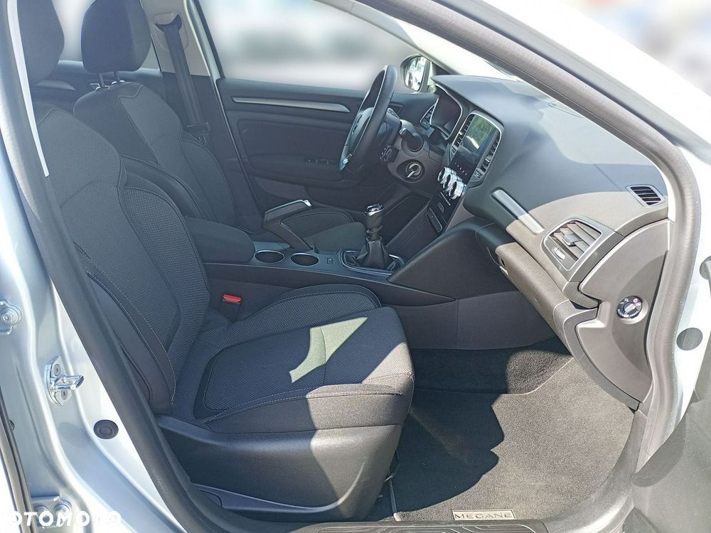 Renault Megane 1.3 TCe FAP Equilibre - 27