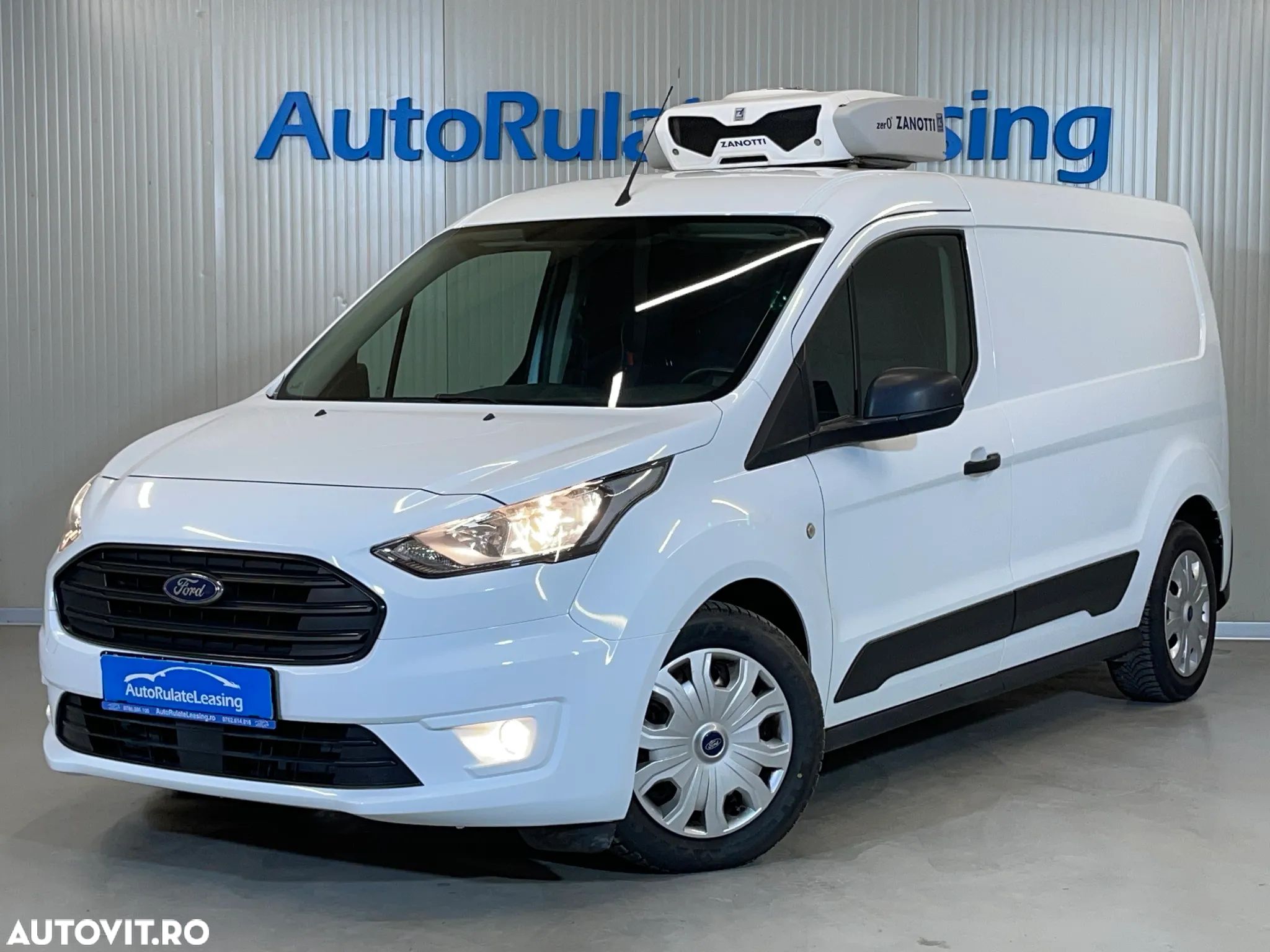Ford Transit Connect - 1