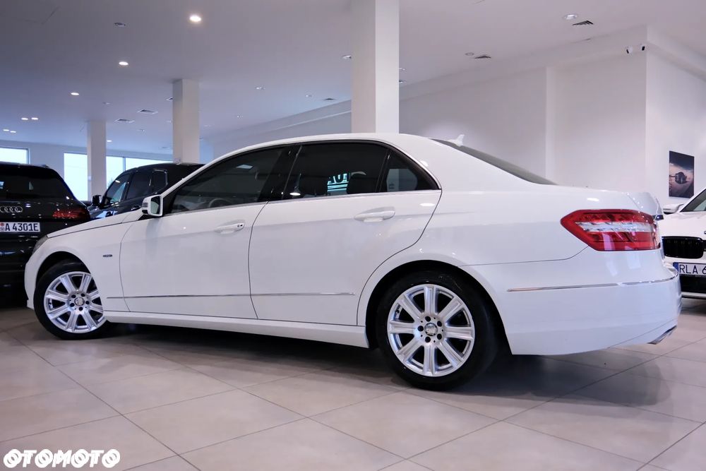 Mercedes-Benz Klasa E 350 CDI DPF BlueEFFICIENCY 7G-TRONIC Avantgarde - 15