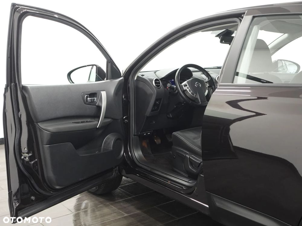 Nissan Qashqai 1.6 visia - 18