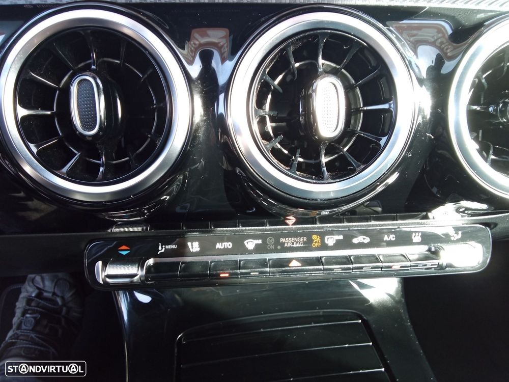 Mercedes-Benz A 250 e Style Plus - 24