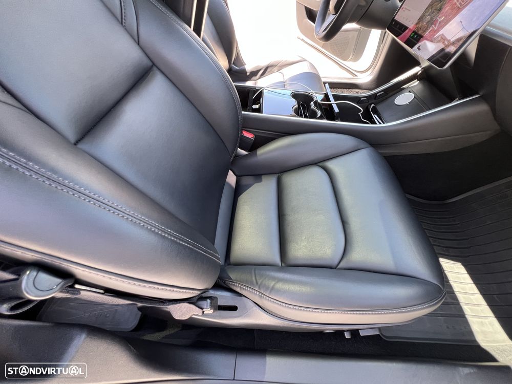 Tesla Model 3 Long Range AWD Dual Motor - 21