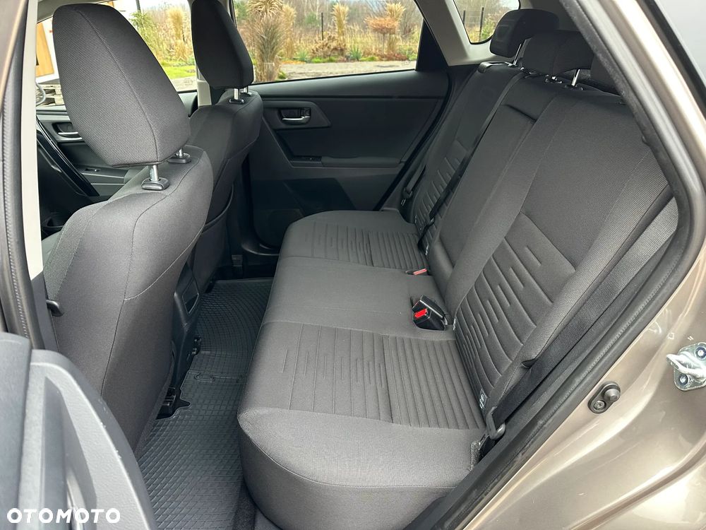 Toyota Auris 1.6 Prestige - 17
