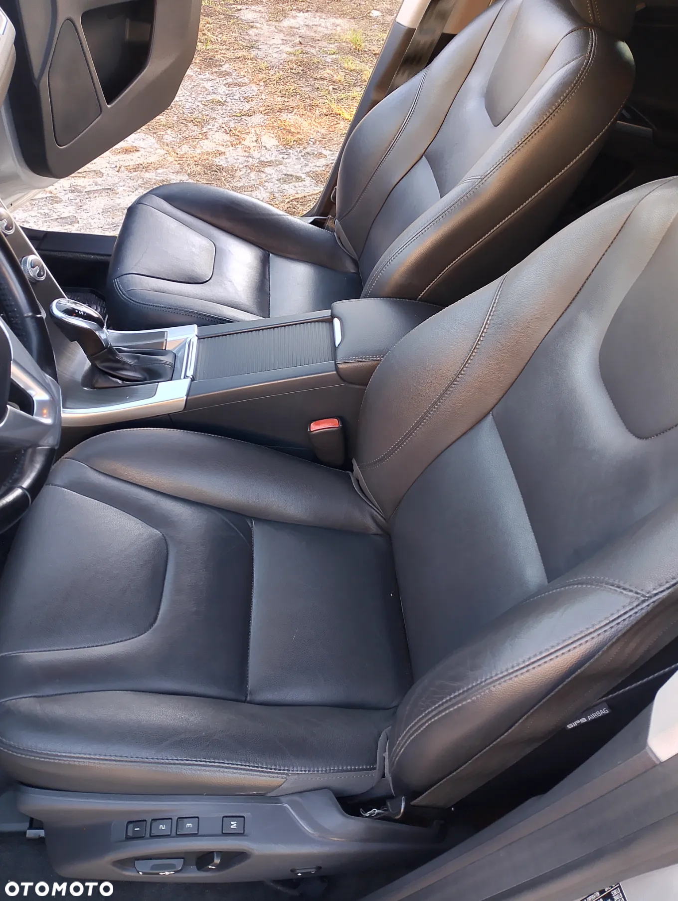 Volvo XC 60 T6 AWD Momentum - 8