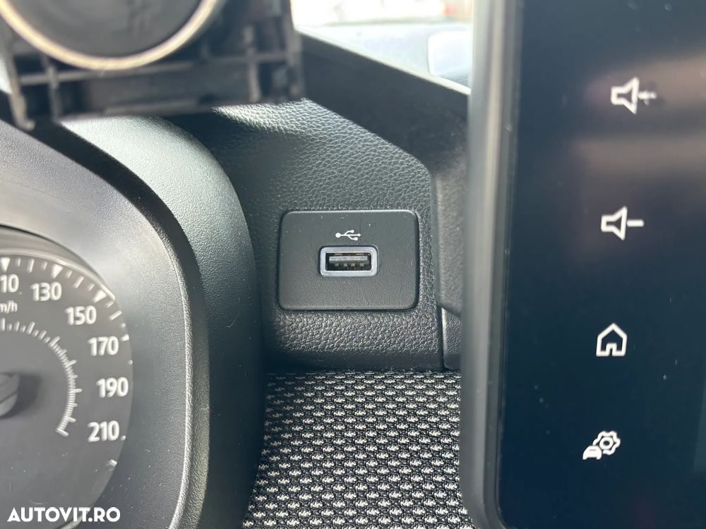 Dacia Logan TCe 90 MT6 Comfort - 22