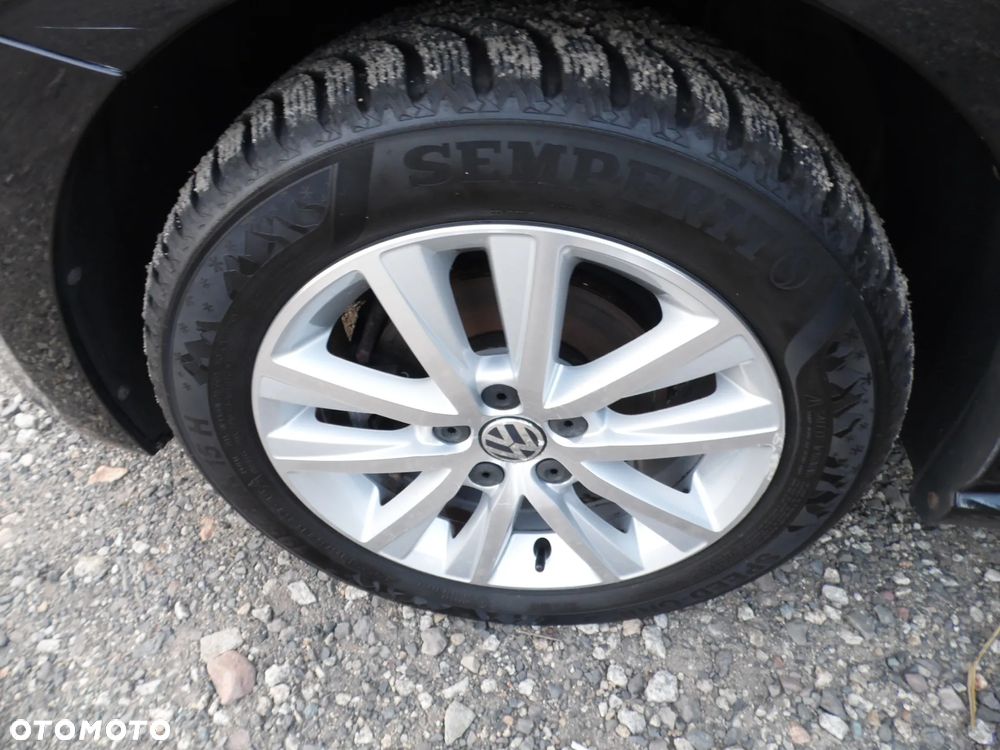 Volkswagen Polo 1.4 16V Highline DSG - 23