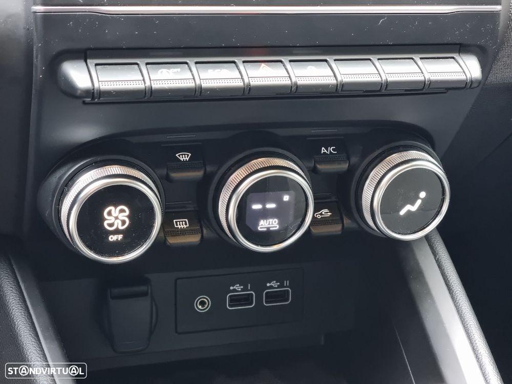 Mitsubishi Colt 1.0 MPI-T Invite - 11