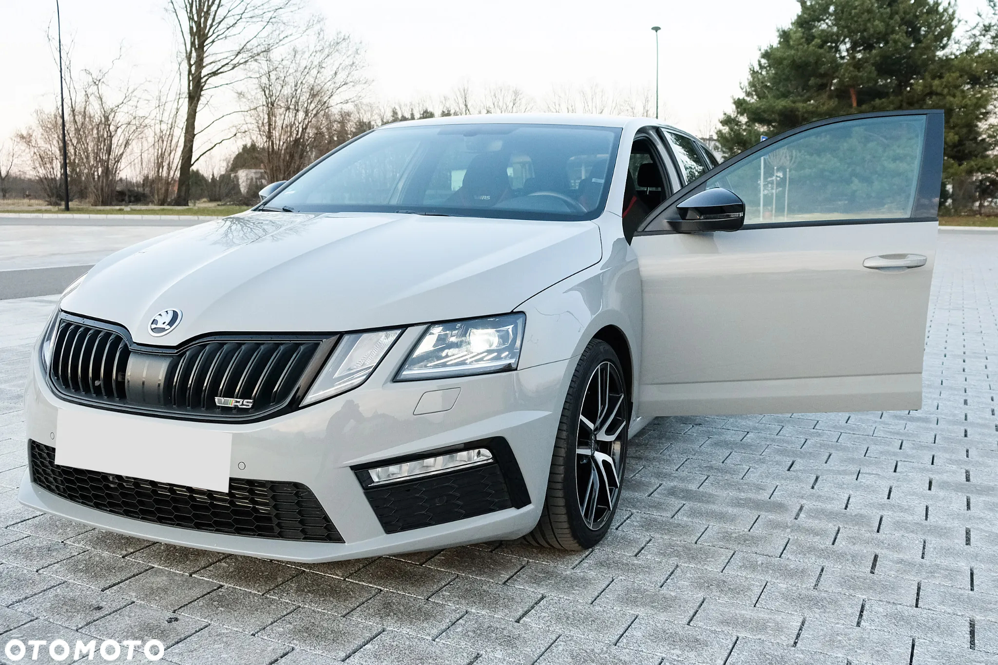 Skoda Octavia Combi 2.0 TSI RS 230 - 4