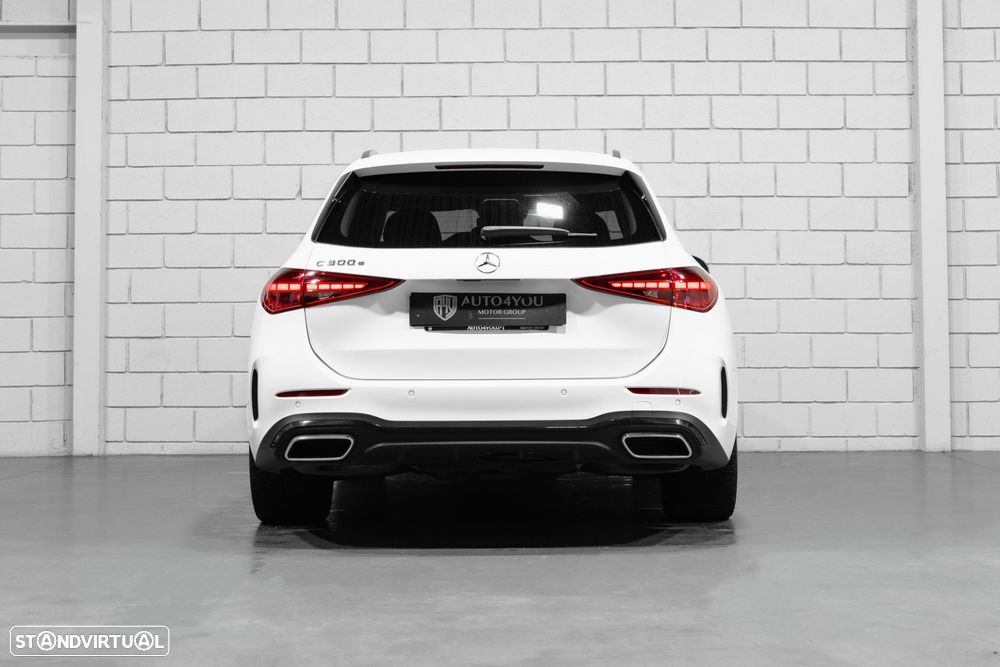 Mercedes-Benz C 300 e AMG Line - 44