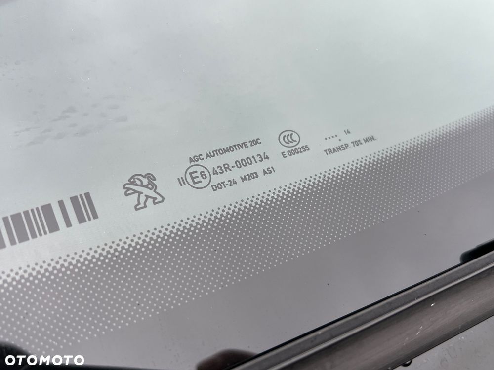 Peugeot 308 e-HDi 115 Stop & Start Allure - 24