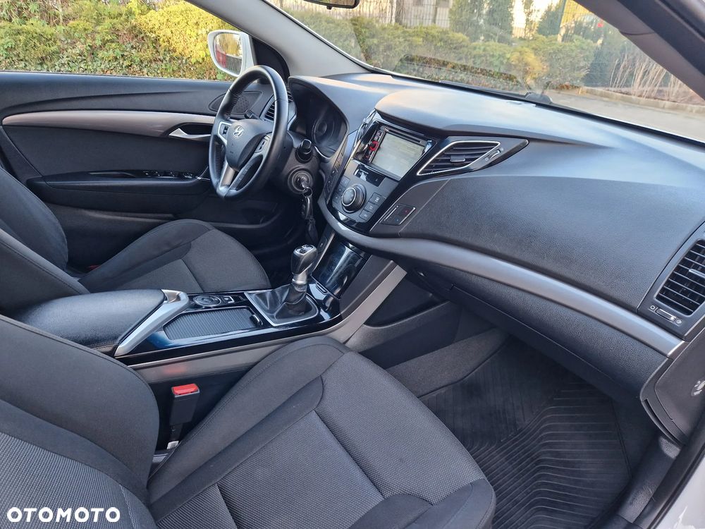 Hyundai i40 - 25