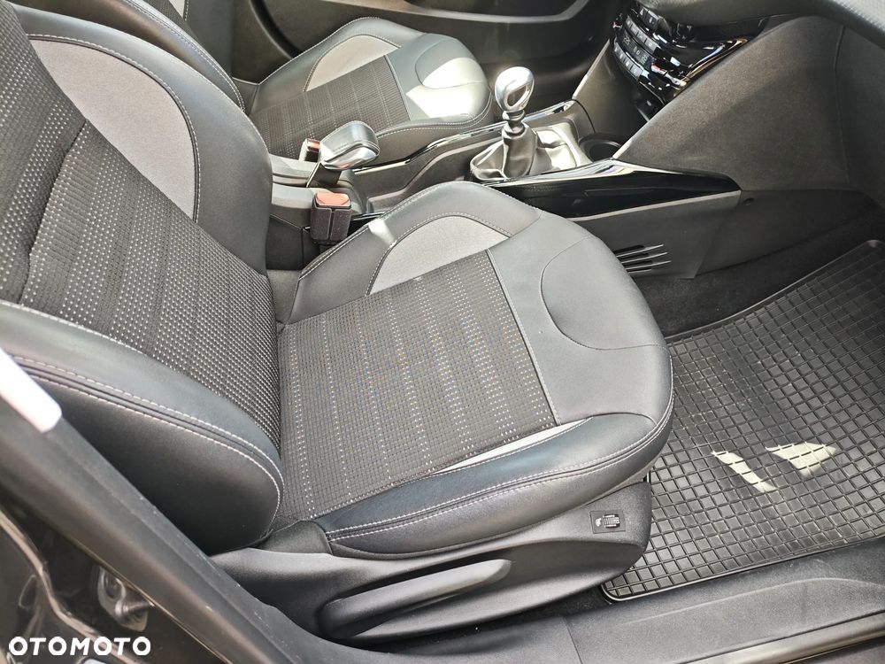 Peugeot 2008 BlueHDi FAP 120 STOP & START Allure - 29