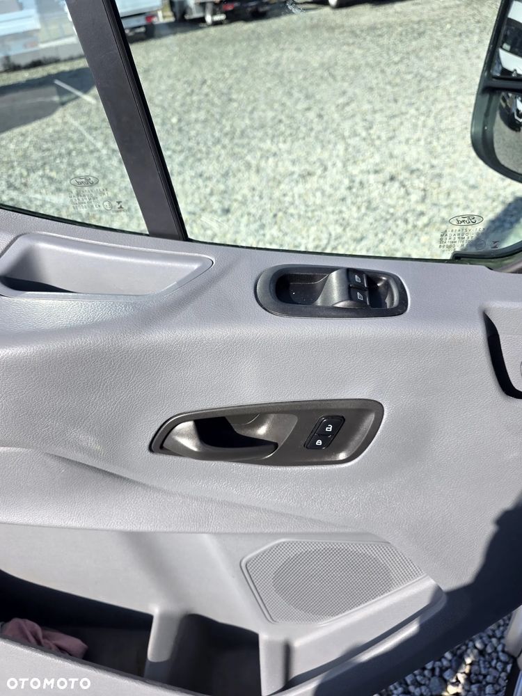 Ford TRANSIT 2,2 TDCI 155 KONNA DOKA BRYGADÓWKA 7 OSOBOWA 3,5M SKRZYNIA KLIMA 113T/KM PRZEBIEGU GWARANCJA BLIŻNIAKI DO 3,5T - 17