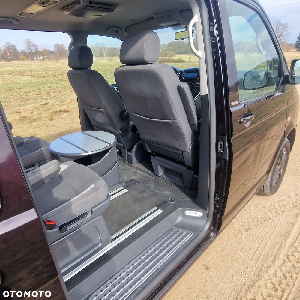 Volkswagen Multivan - 14
