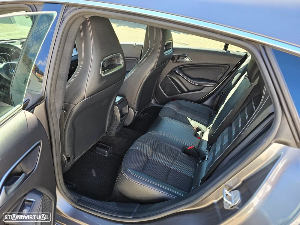 Mercedes-Benz CLA 180 d Shooting Brake Urban Aut. - 14