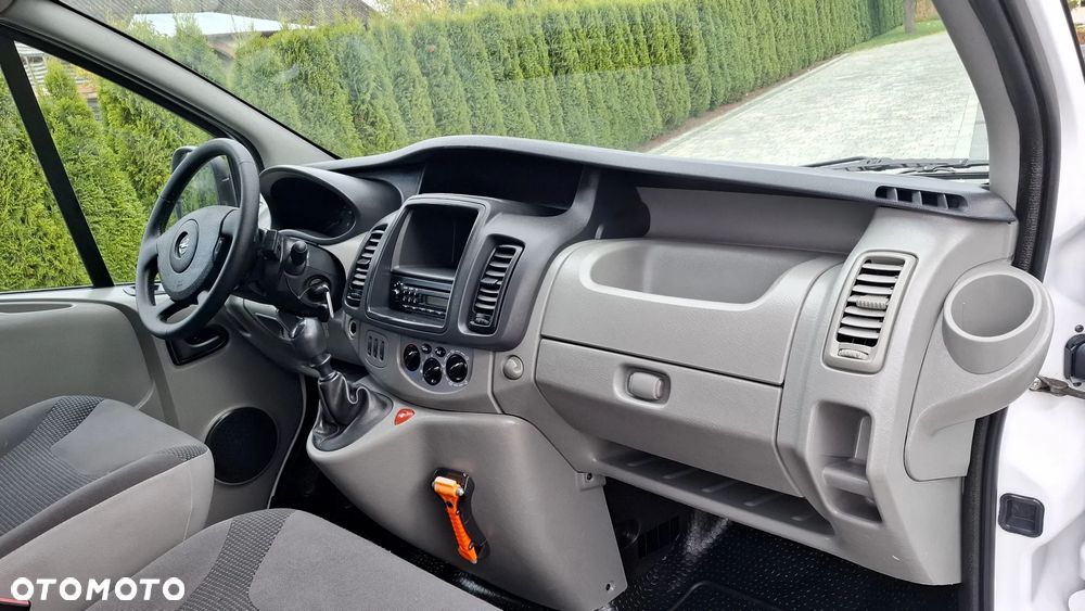 Opel VIVARO - 14