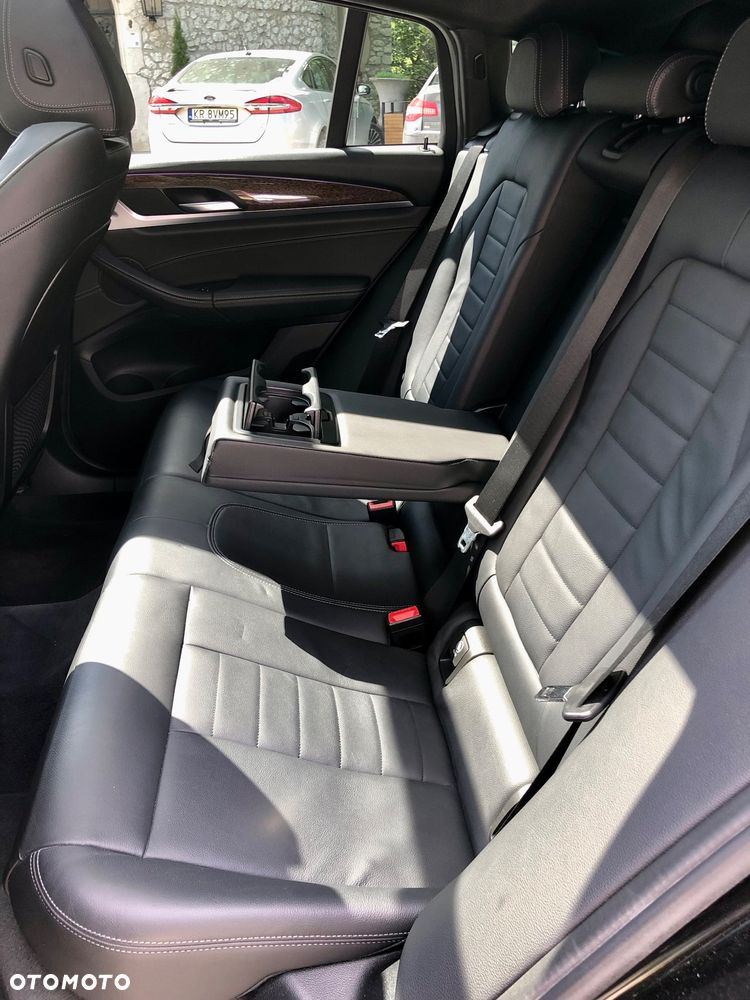 BMW X4 xDrive30i xLine - 11