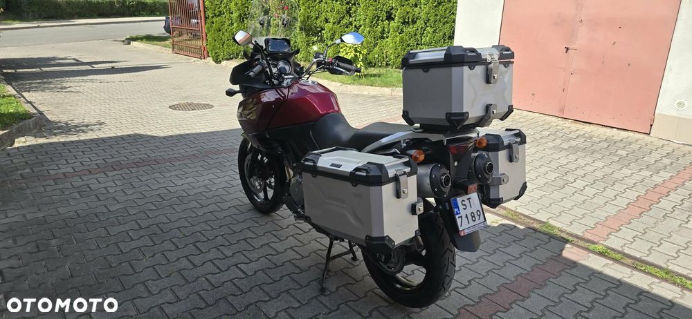 Suzuki V-STROM - 4