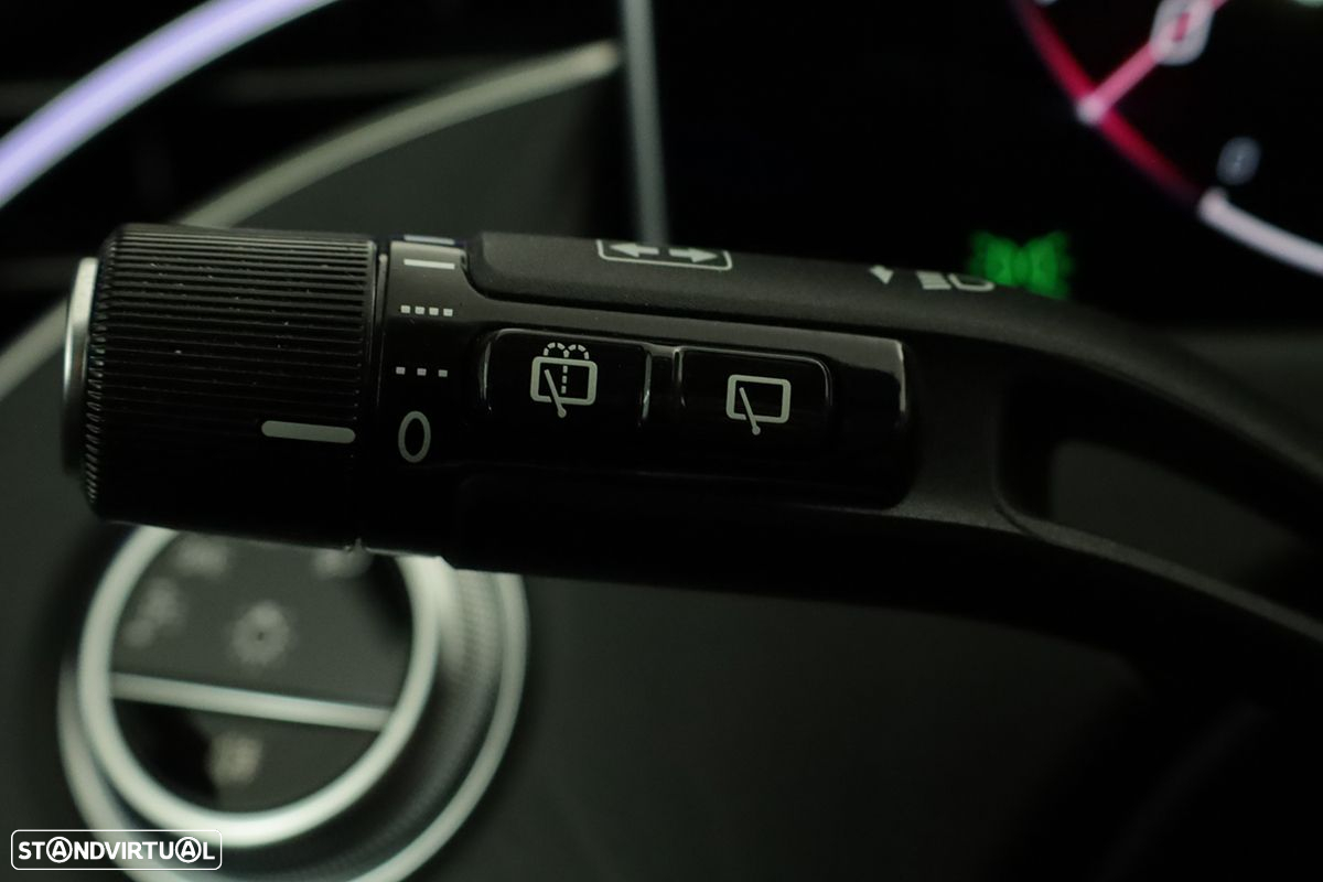 Mercedes-Benz E 300 Standard - 18