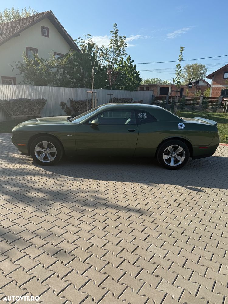 Dodge Challenger Automatik SXT Plus - 1