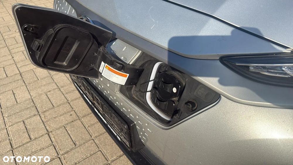 Hyundai Kona - 23