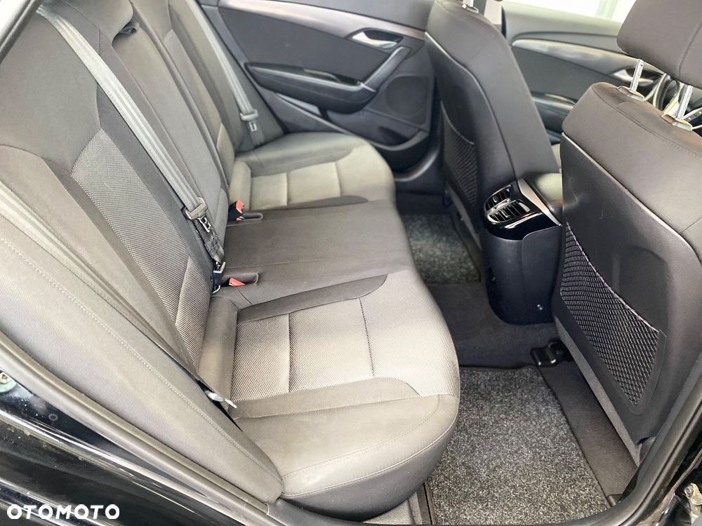 Hyundai i40 1.7 CRDi Premium - 14