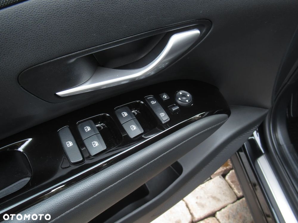 Hyundai Tucson 1.6 T-GDi HEV Executive 2WD - 38