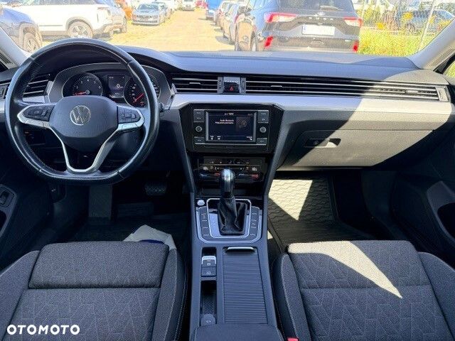 Volkswagen Passat Variant 2023 photo 3