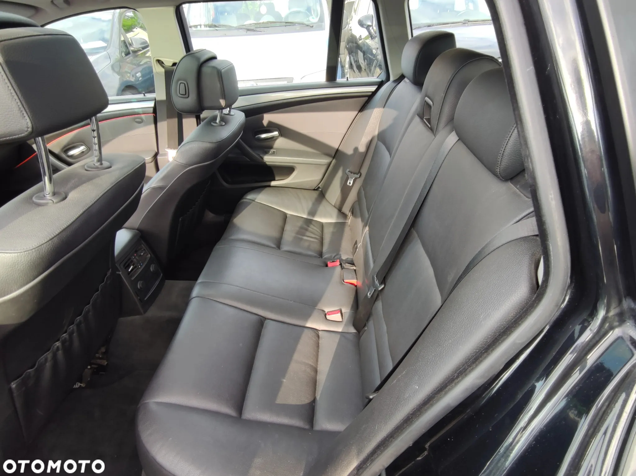 BMW Seria 5 520d Touring Edition Exclusive - 17