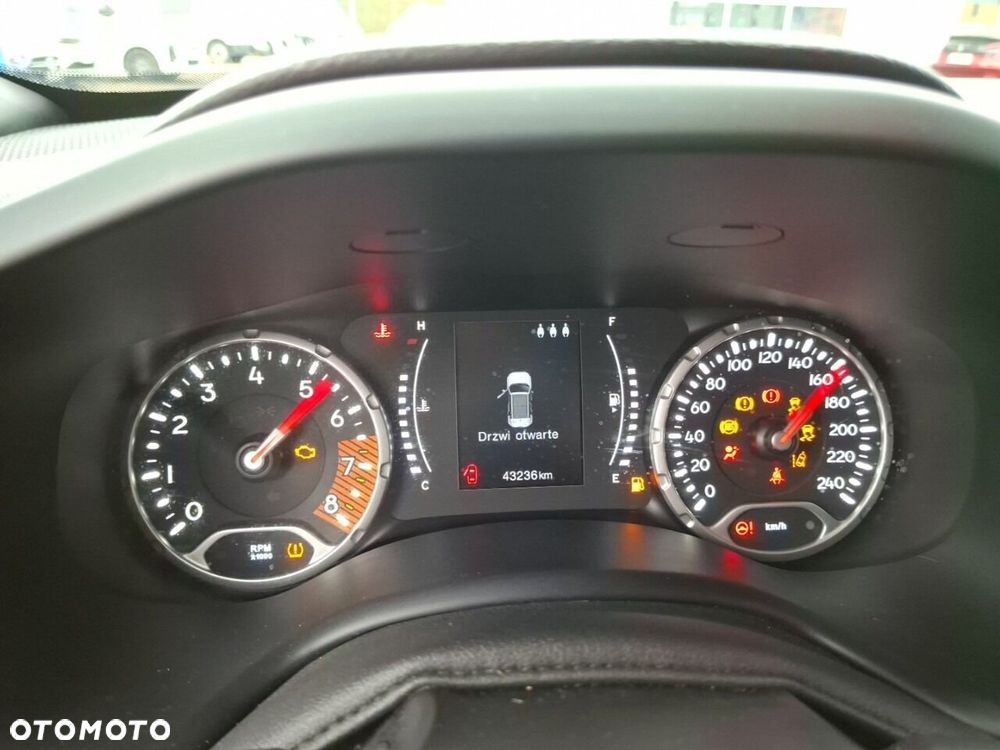 Jeep Renegade - 22