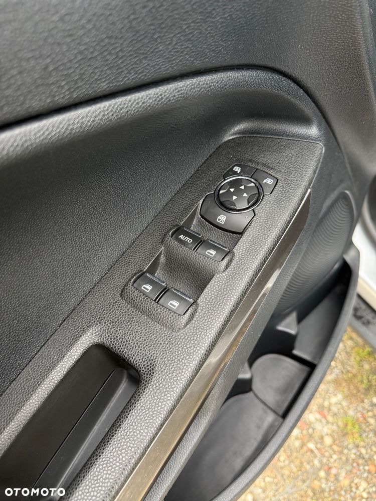 Ford EcoSport - 9