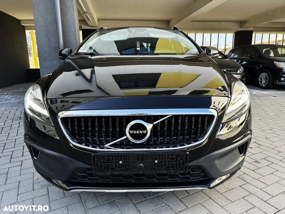 Volvo V40 D4 Geartronic Summum - 2