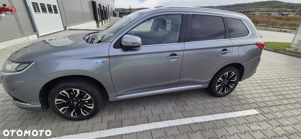 Mitsubishi Outlander 2015 photo 3