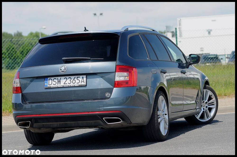 Skoda Octavia 2.0 TDI (Green tec) RS - 18