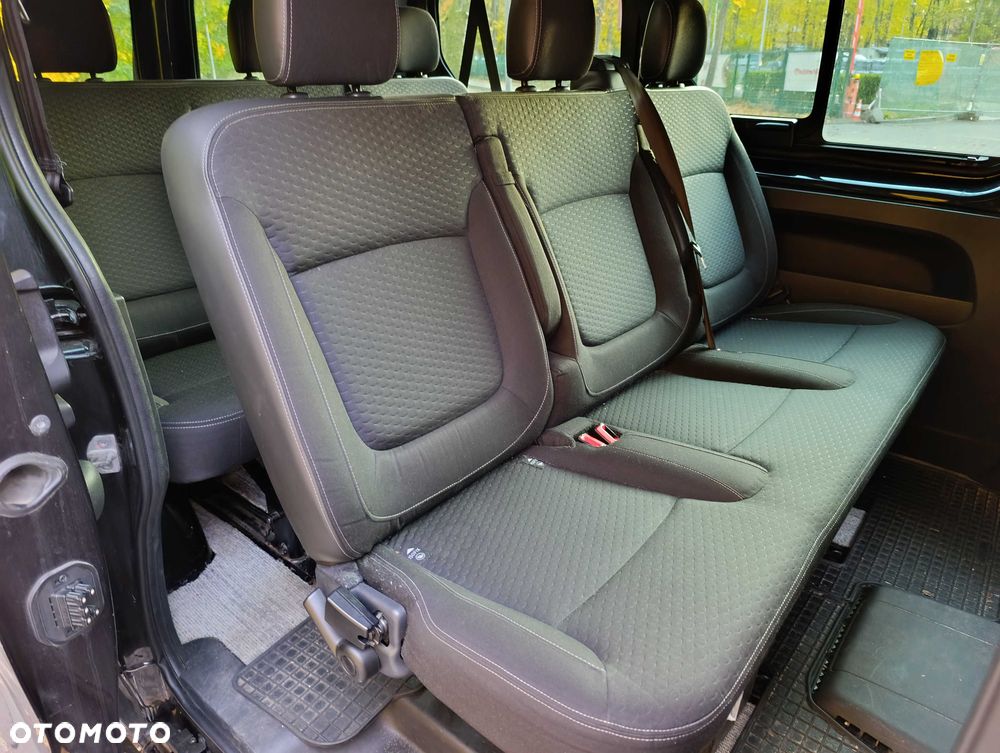 Opel Vivaro - 2