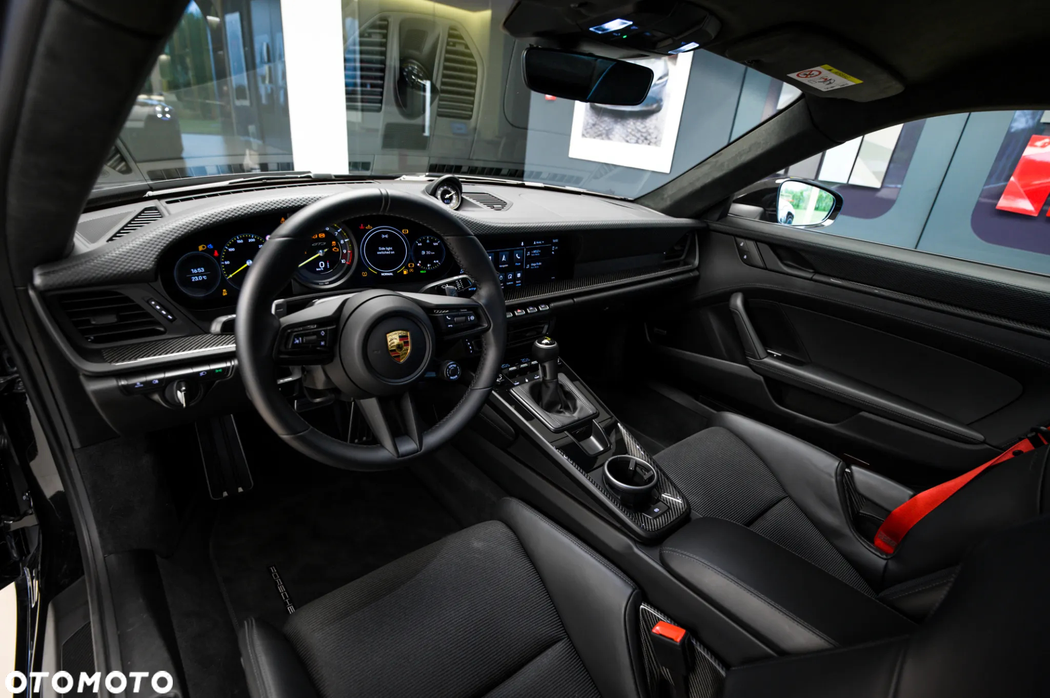 Porsche 911 GT3 Touring PDK - 25