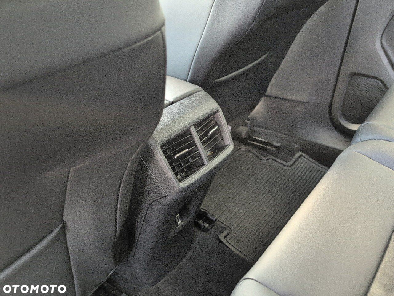 Citroën C5 Aircross - 12