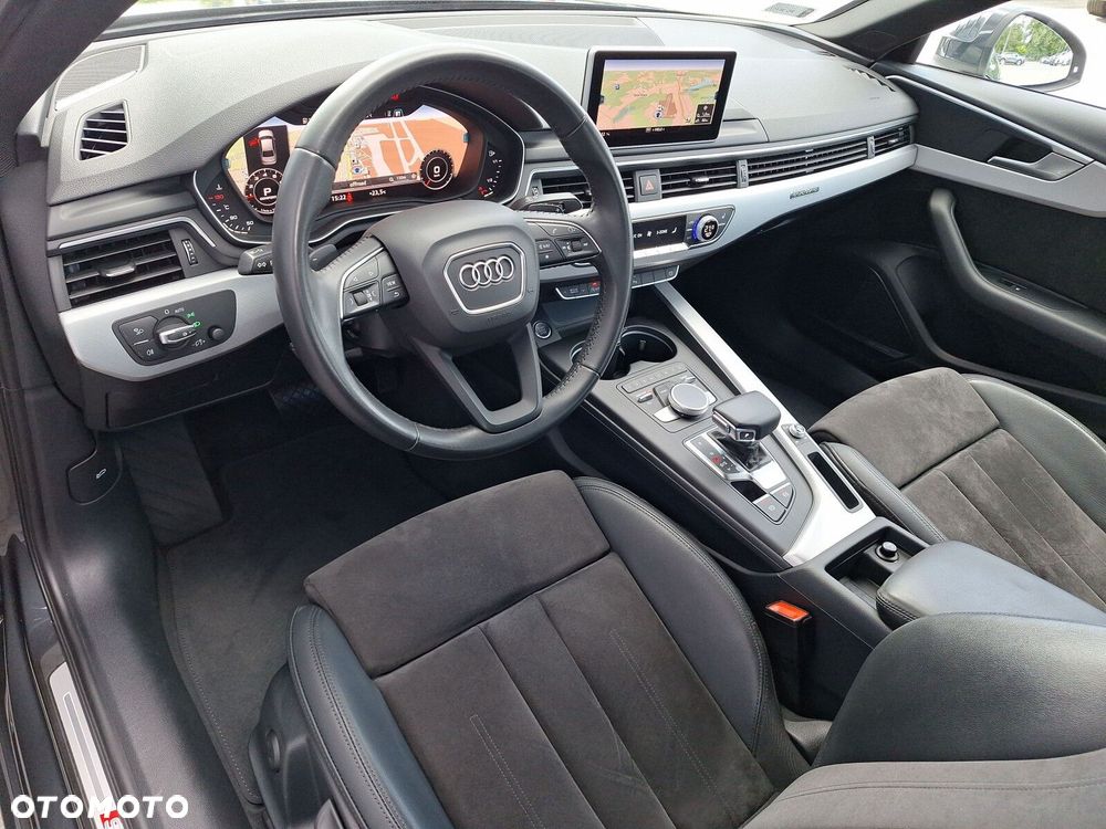 Audi A4 Limousine - 11