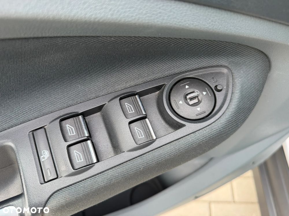 Ford Grand C-MAX 2.0 TDCi Business Edition - 19