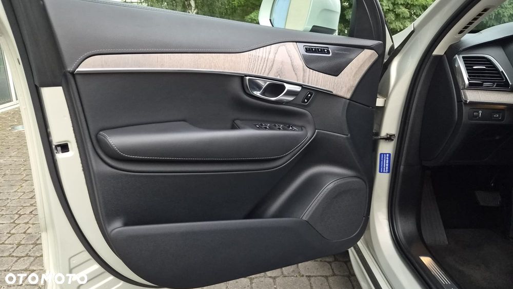 Volvo XC 90 B5 D AWD Inscription 7os - 26