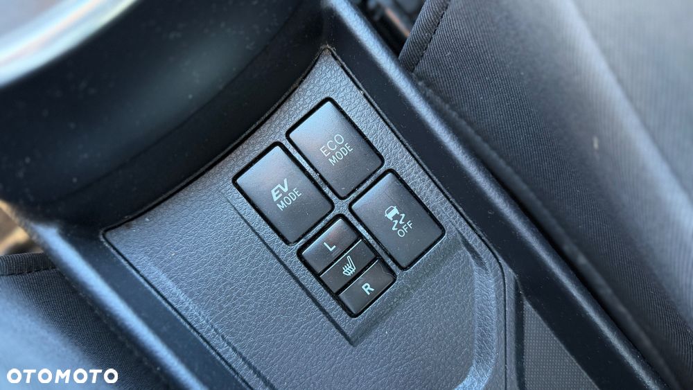 Toyota Yaris Hybrid 100 Premium - 24