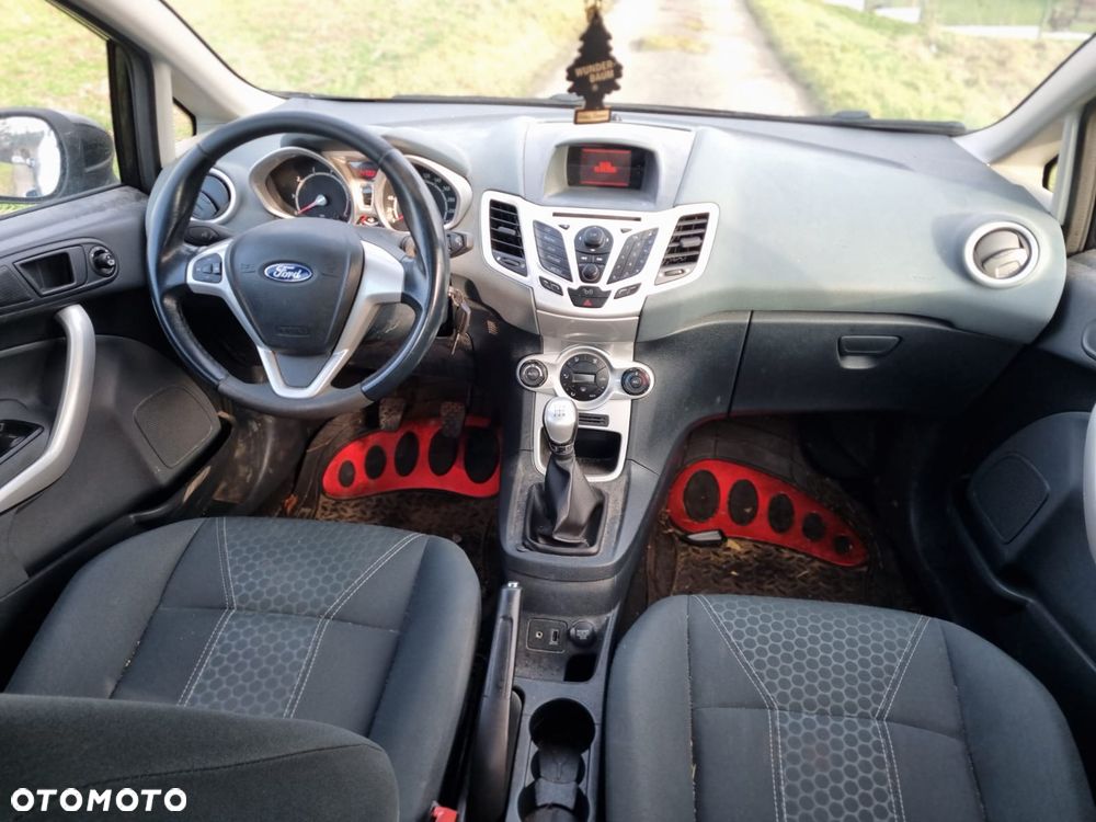 Ford Fiesta 1.25 Ambiente EU5 - 7