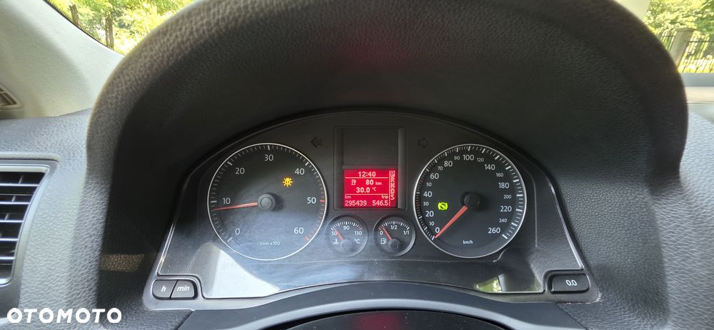 Volkswagen Jetta 2.0 TDI DPF Sportline DSG - 8