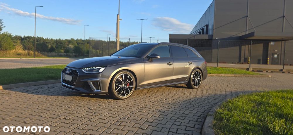 Audi A4 Avant 40 TDI Quattro S Line S tronic - 2