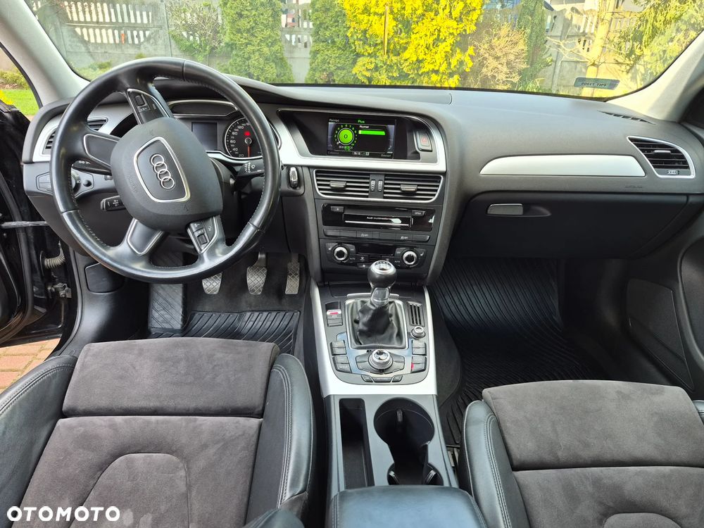 Audi A4 Limousine - 21