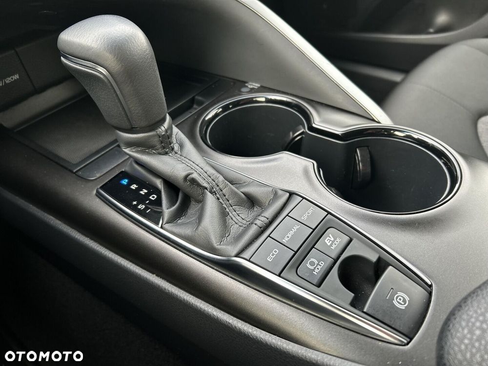 Toyota Camry 2.5 Hybrid Comfort CVT - 20