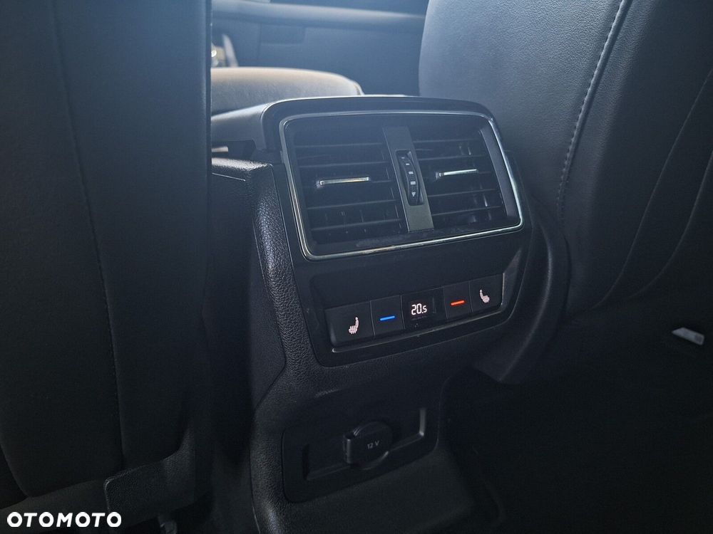 Skoda Kodiaq 2.0 TSI 4x4 L&K DSG - 22