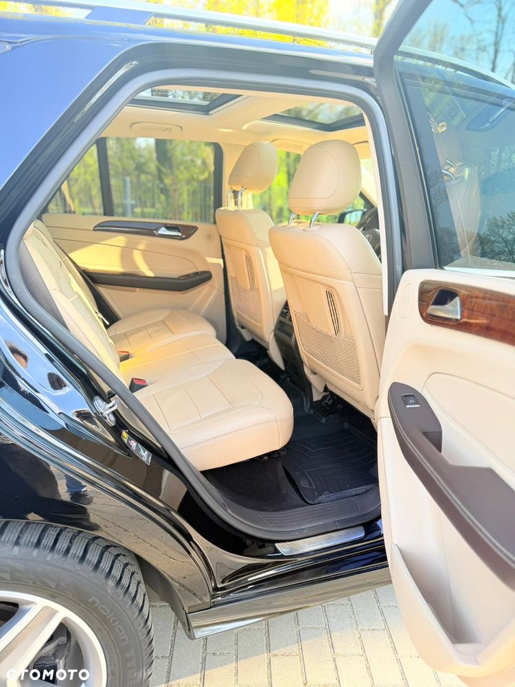 Mercedes-Benz GLE 350 d 4-Matic - 12